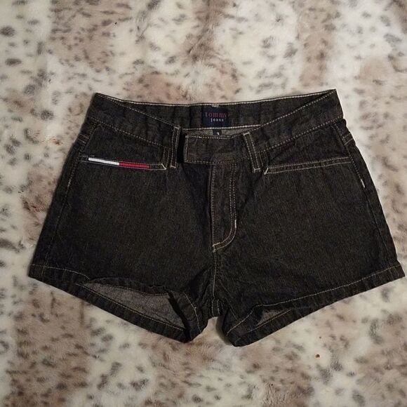 Tommy Jeans Black Junior Shorts - Picture 1 of 6